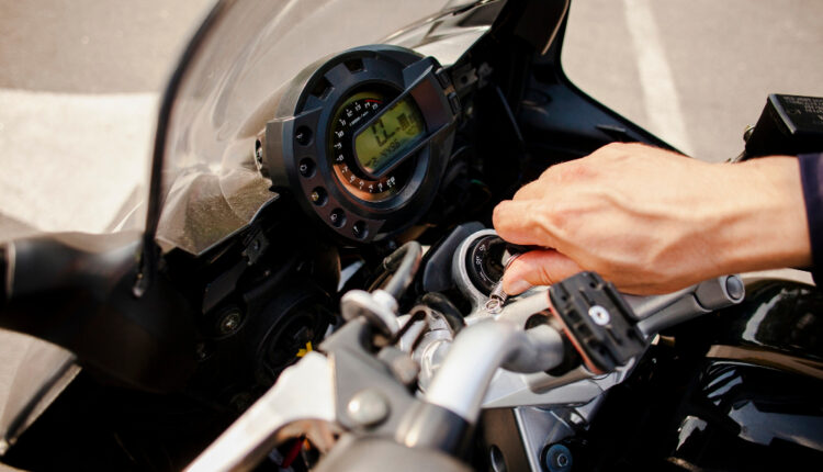 Como calcular autonomia da moto em viagens longas