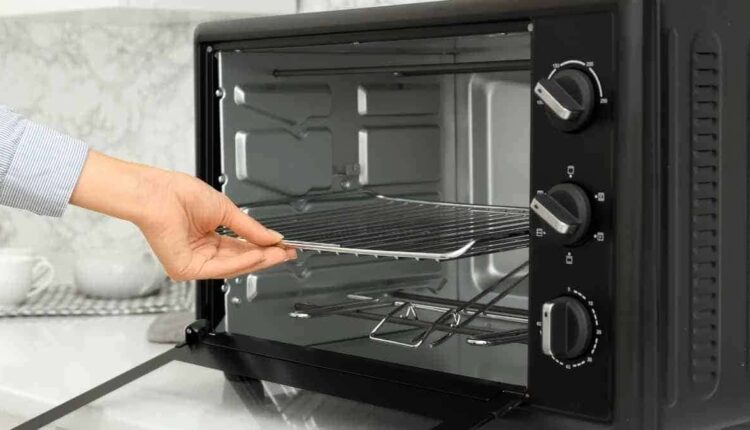 Micro-ondas ou forno elétrico? Descubra qual combina com você