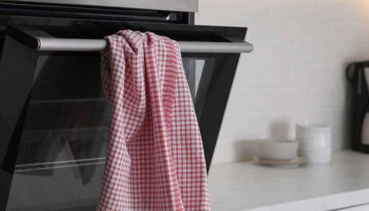 Por que você vai pensar duas vezes antes de pôr pano na porta do forno