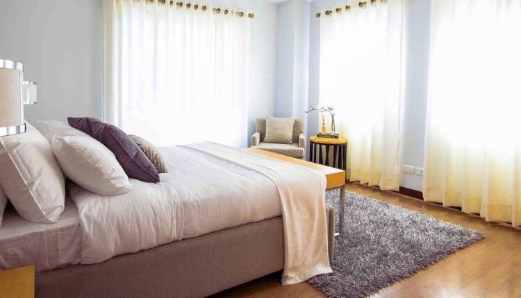 Quarto de casal sem graça? Veja como deixá-lo super aconchegante